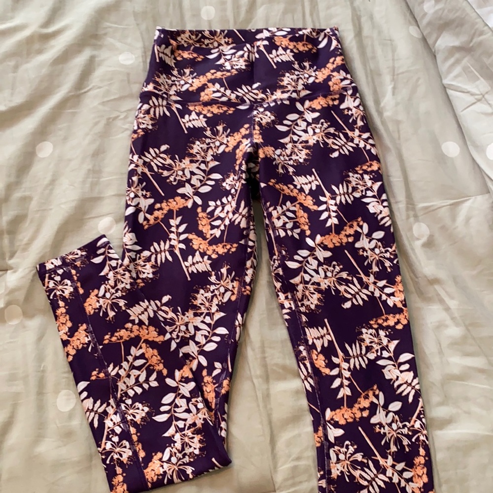 Fabletics printed leggings